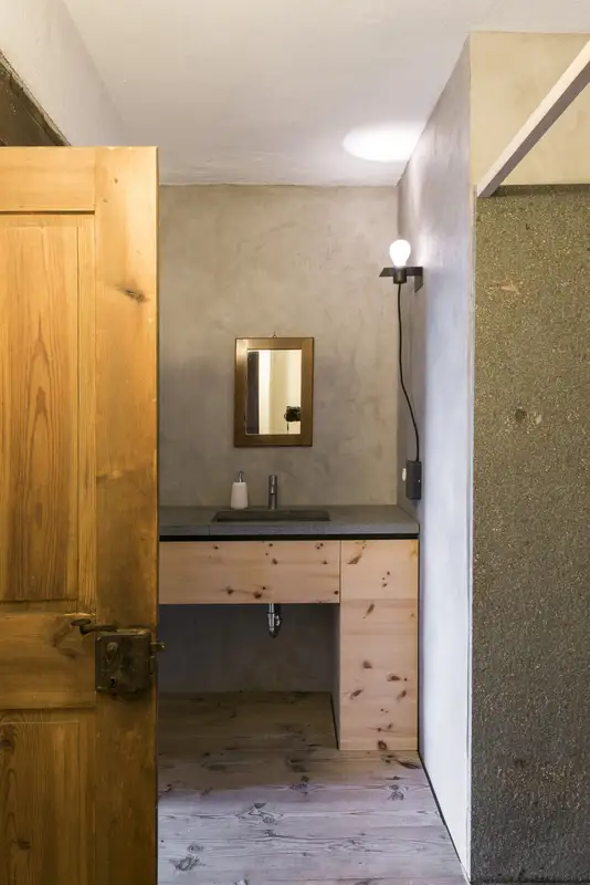 Haus Settari — Altes Haus moderne Elemente